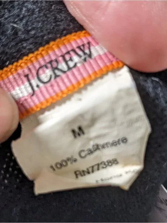 Preppy J.Crew Vintage Womens Cashmere Argyle Cardigan Sweater - Black/Gray/Pink - Picture 6 of 10